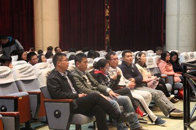 经验为马，心向所行——太阳成官网成功举办新老生交流会