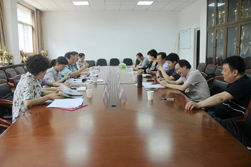 越秀区公安分局张文扬一行到太阳成官网考察调研