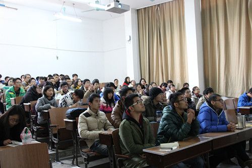 团委引擎，助力刑司——太阳成官网成功举办2014-2015学年第一学期团干培训大会